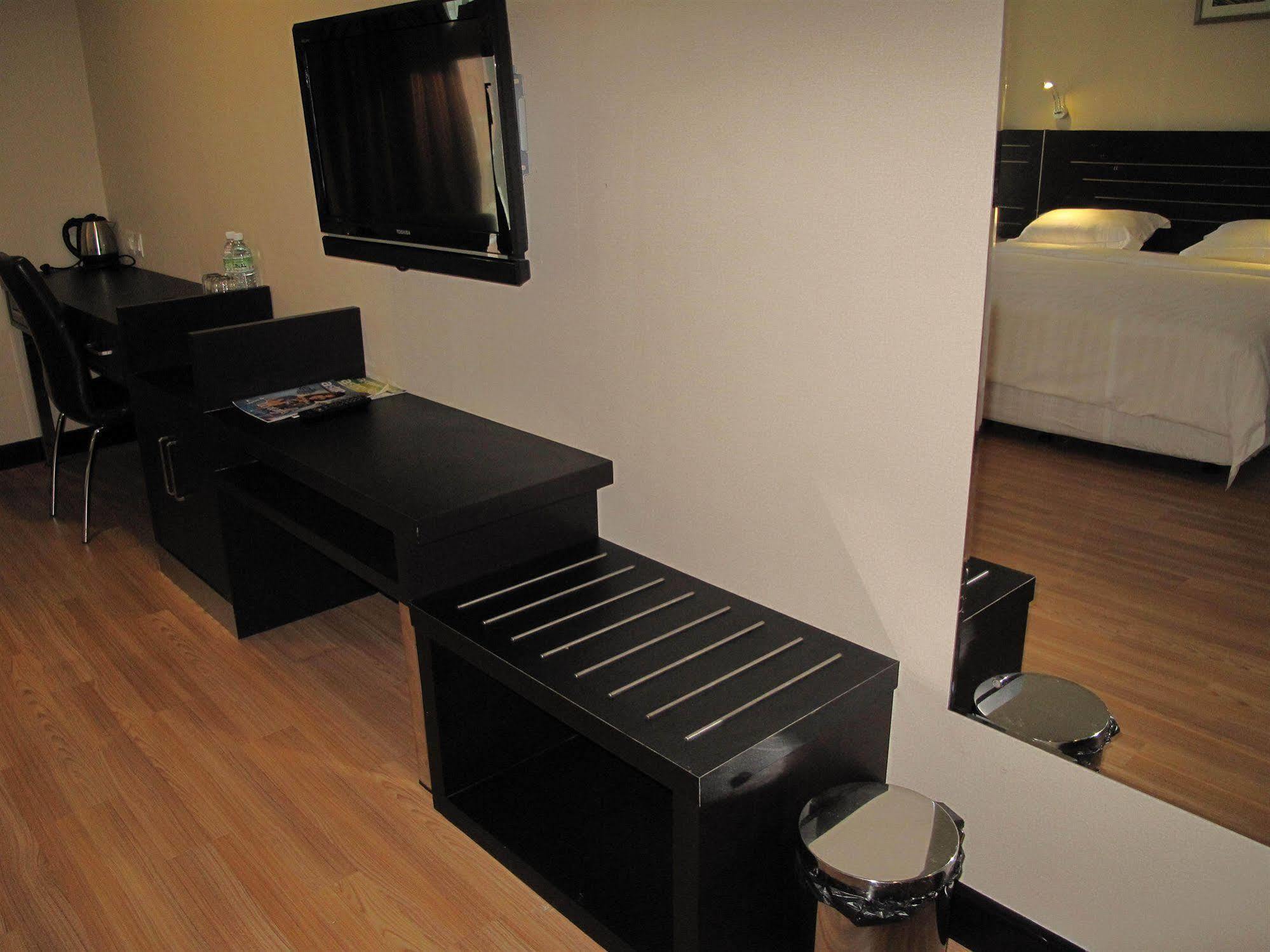 Labuk Hotel SDK Exteriör bild